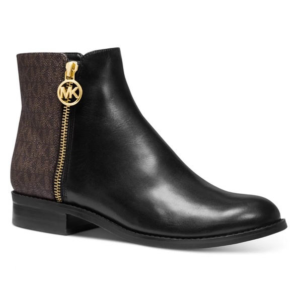 MICHAEL Michael Kors Shoes - Michael Kors Size 9 NWOT Black Leather Lainey Flat Booties Ankle Boots Signature